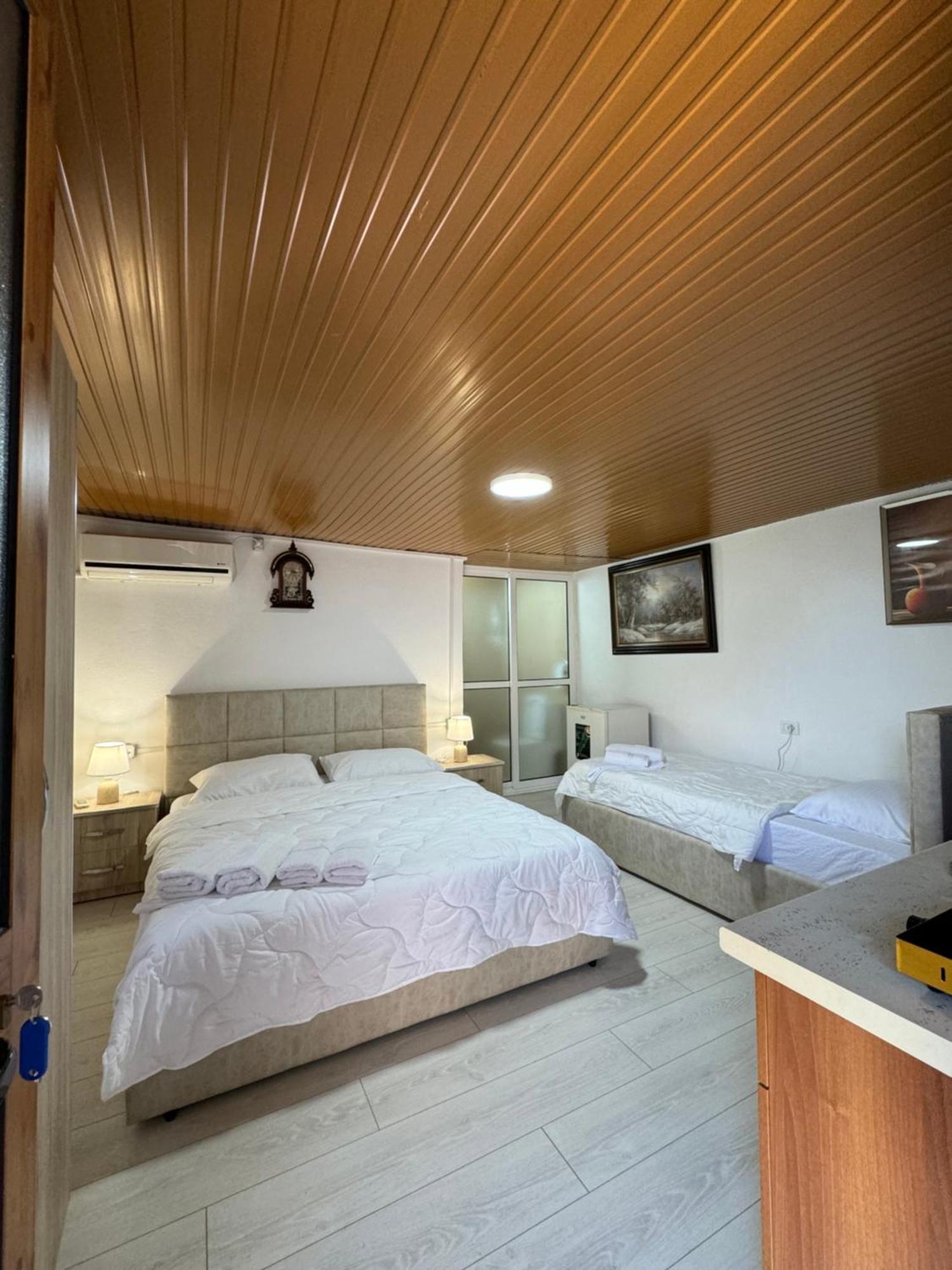 Lake Bliss Cabins Shkodër Exteriér fotografie